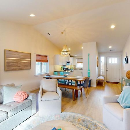 Turquoise Dreams Villa Lincoln City Exterior photo