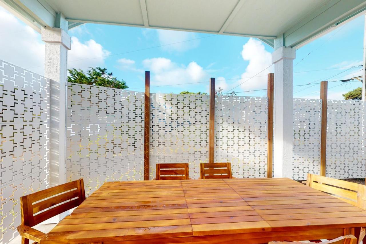 Turquoise Dreams Villa Lincoln City Exterior photo